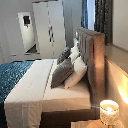 招待所 精致客房旅馆 扎达尔