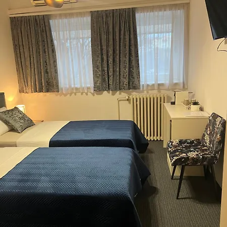 精致客房旅馆 3*