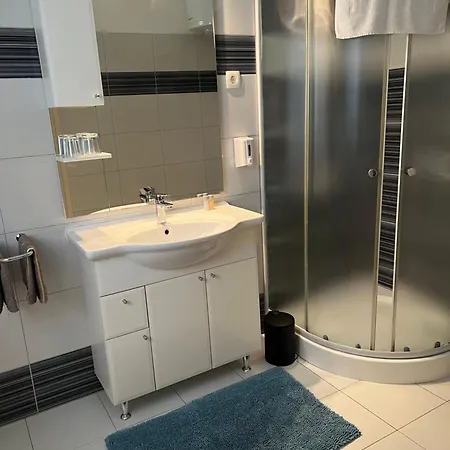 精致客房旅馆 3*